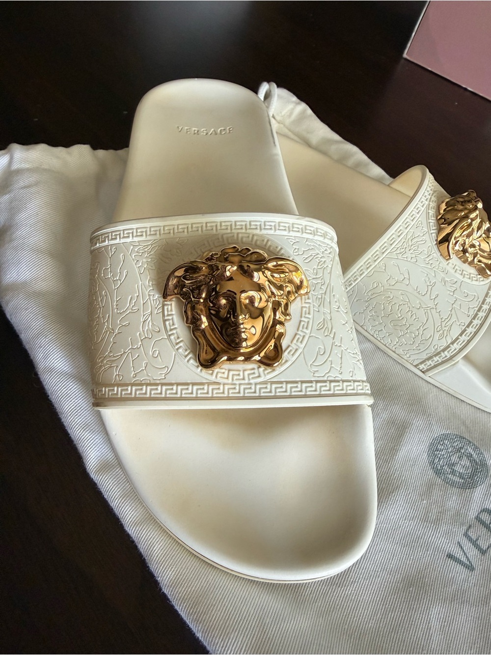 Versace pool slides size 7